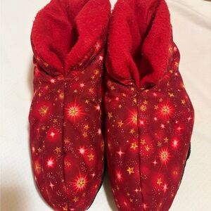 Women's Starry Red Slippers with Plush Lining